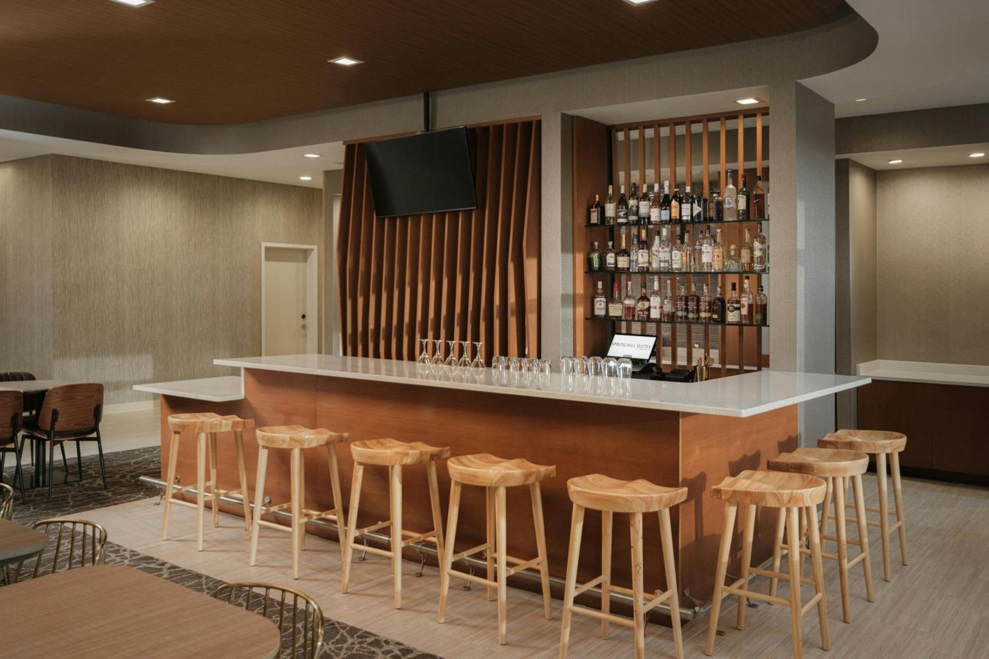Springhill Suites By Marriott Lexington Frankfort Exterior photo